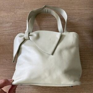 VINTAGE Y2K FURLA Leather Bow Handbag Light Green Used